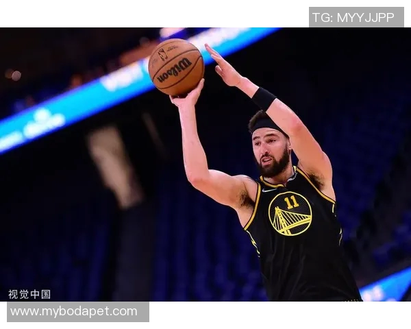 勇士与黄蜂精彩对决直播回放全程回顾与分析 勇士与黄蜂精彩对决直播回放全程回顾与分析